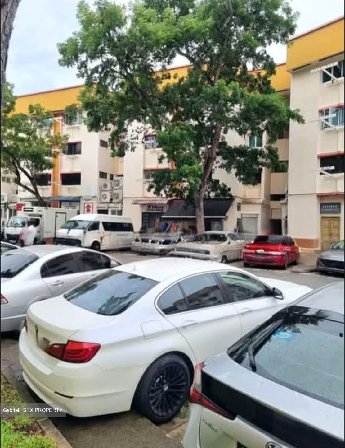 Tampines Street 23 (D18), Shop House #575776641